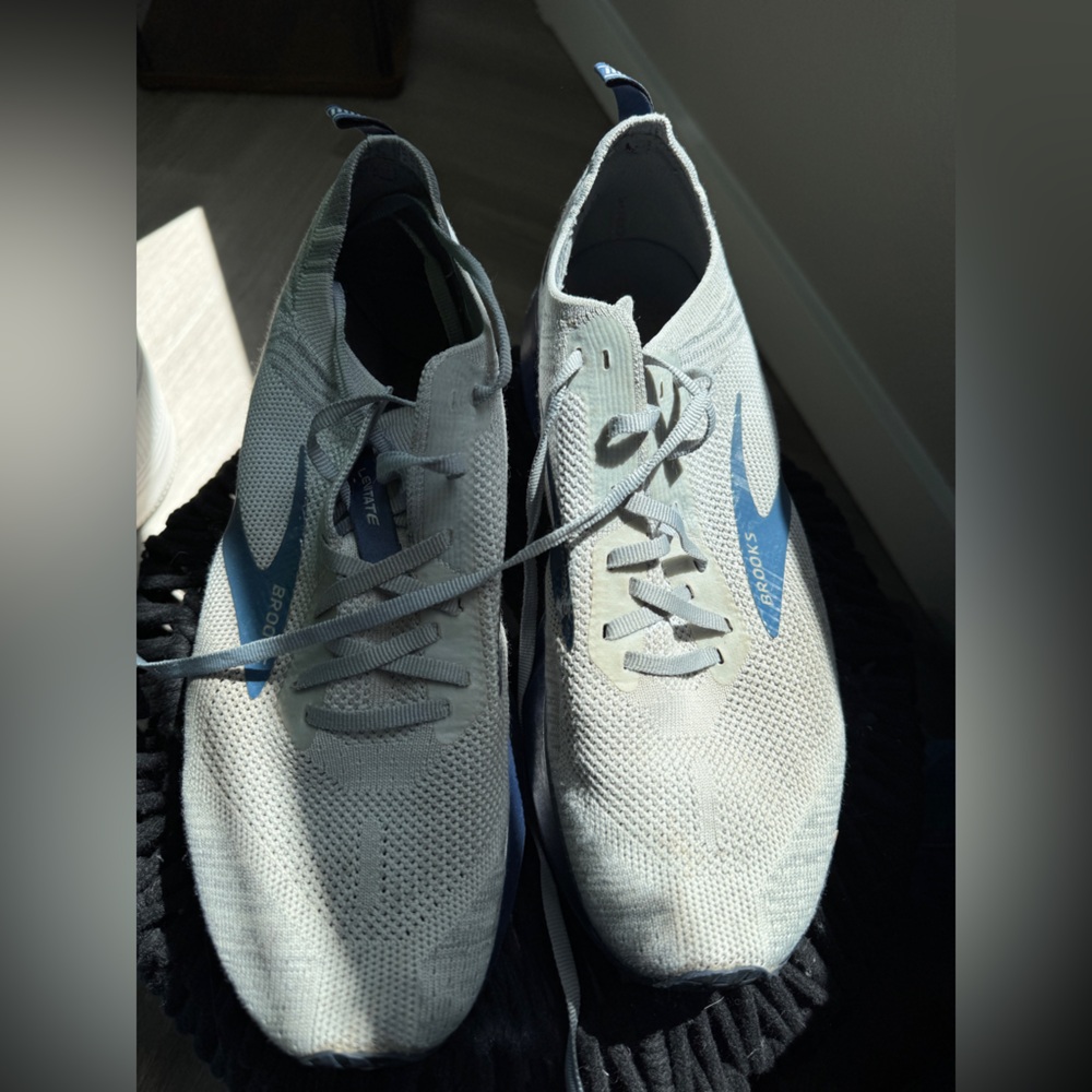 Brooks Levitate 4 Running Shoes